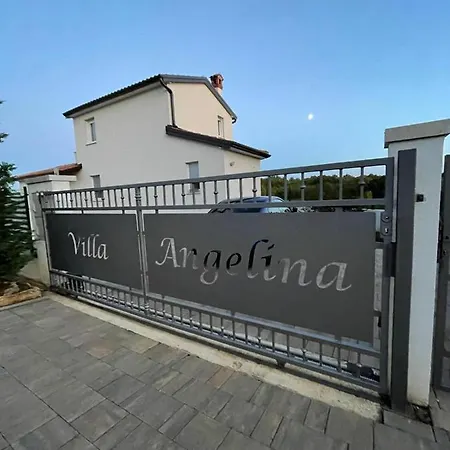 Villa Angelina